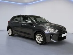 KIA RIO 1.2L MPi 84 ch ISG Urban Edition Carnet d'entretien