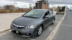 Honda Civic hybridus