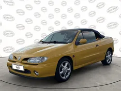 RENAULT MEGANE Mégane Cabriolet 2.0i 16V I CABRIOLET Exception P