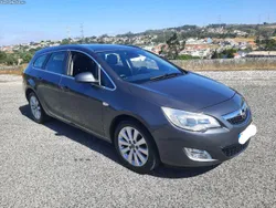 Opel Astra 1.7 Cdti Cosmo 125cv c/ Revisão