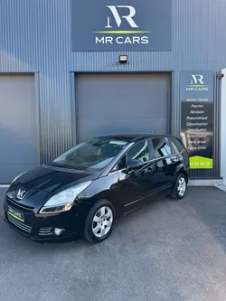 PEUGEOT 5008 2.0 HDi ALLURE 150 CH GARANTIE 1 AN