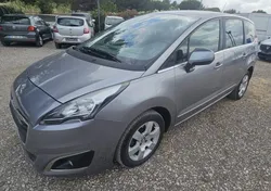 Peugeot 5008 1.6 HDi 115ch FAP Allure