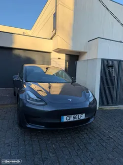Tesla Model 3 Tração Traseira