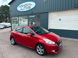Peugeot 208 1.2 vti 82cv 5 portes 5 places gps clim 125000 kms ct ok garantie 12 mois