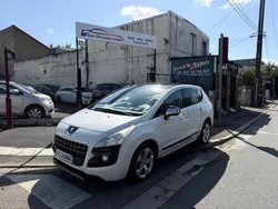 Peugeot 3008 GENERATION-I 1.6 HDI 110 ALLURE