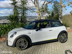 MINI 3 Portas Cooper SE