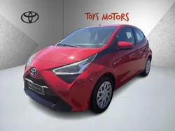 Toyota Aygo x-play 1.0 72 ch BVA5