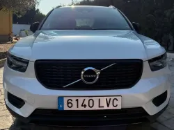 VOLVO XC40 T2 R-Design