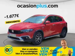 FIAT Tipo 1.5 Hybrid Cross DCT