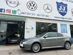 ALFA ROMEO GT 2.0 JTS Distinctive