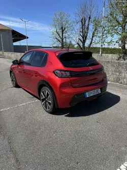 Peugeot 208 Peugeot 208 GT Line
