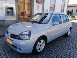 Renault Clio 1.2i AC Billabong 1a mão