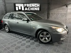 BMW 530i (E61) Touring 272 BVA6 - 6 Cylindres - Toit Ouvrant Panoramique- Régulateur - Xénons - Radars Av/Ar - Sièges Sport Chauffants - Historique complet