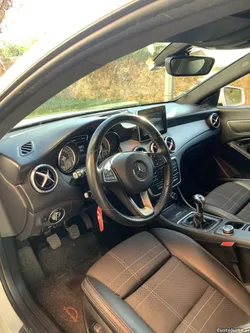 Mercedes-Benz CLA 200 Shooting brake