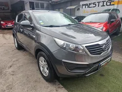 KIA SPORTAG 4x4, SUV & Crossover 1.7 CRDI . 115 CH 6 CV CT OK très PROPRE