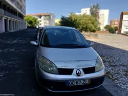 Renault Scénic racing