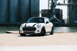 Mini III (F56) 1.5 COOPER D 116 EDITION SHOREDITCH BVA - Toit Ouvrant - Garantie 6 mois