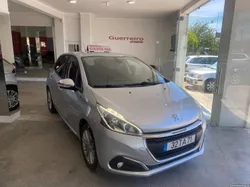Peugeot 208 1.2 Style -74 MIL KM