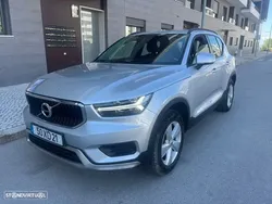 Volvo XC 40 1.5 T3 Momentum Tech Edition
