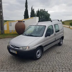 Peugeot Partner (5Bwjze)