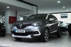 Renault Captur 0.9 TCE Initiale Paris