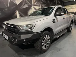 FORD RANGER SUPER CAB XLT WILDTRAK 3.2 TDCI 5 Cylindres 200 CH BVA6 4x4 Camera Treuil Led 2017 Blindage Pick-up Moteur Cassé à marchand