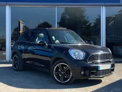 MINI Countryman 2.0 143 cv Cooper SD / TOIT OUVRANT / RADARS ARRIÈRES / RÉGULATEUR ET LIMITEUR DE VITESSE / BLUETOOTH