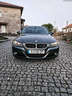 BMW 320 320d 2.0 LCI 220cv