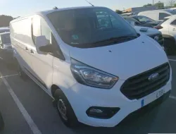 FORD Transit Custom FT 300 L2 Van Trail EcoBlue Hybrid 130