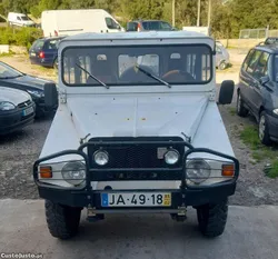 UMM Cournil UMM Cournil cabrio 8 lugares