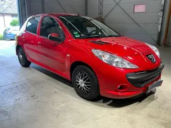 Peugeot 206 + 1.4 HDI FAP TRENDY EURO5 5P CLIM AUTO