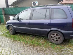 Opel Zafira 7
