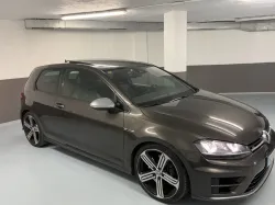 Volkswagen Golf 2.0 TSI R 300