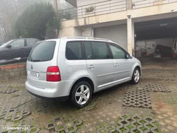 VW Touran 2.0 TDI Trendline 7L DSG