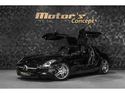 Mercedes SLS AMG Coupé 6.3 V8 / HISTORIQUE MERCEDES SORT DE RÉVISION