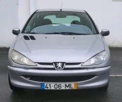 Peugeot 206 180.000 kms muito bom estado