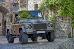 LAND ROVER defender td4 - Restauration Complète & Personnalisation