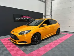 Ford FOCUS ST 2.0 16V 250 cv / LIGNE RAGAZZON / SIEGES CHAUFFANTS / CAMERA DE RECUL