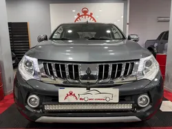 MITSUBISHI L200 V 2.4 DI-D 16V Pickup double cabine 4WD 181 cv Boîte auto