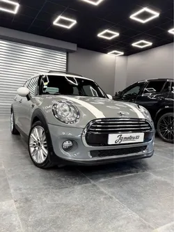 Mini Cooper D 1.5 116 F55 Boite automatique - 1ERE MAIN - TOIT OUVRANT