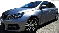 Peugeot 308 1.2 PURETECH STYLE