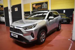 Toyota RAV 4 2.5 hybrid 2WD Luxury
