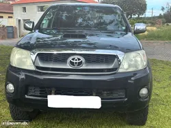 Toyota Hilux 3.0 D-4D CD Tracker
