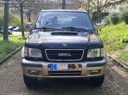 Opel Monterey 3.0 dti