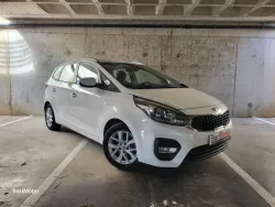 Kia Carens 1.6 GDi Concept 135