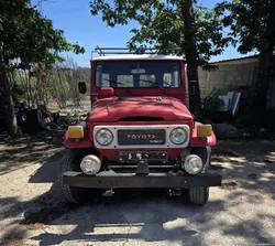 Toyota BJ 40 5 Lug