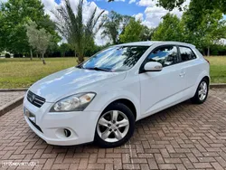 Kia Ceed S Coupé 1.6 CRDi EX