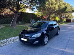 Opel Astra 1.3 CDTi ECOFlex 95cv Cosmo