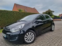 KIA RIO 1.2 CRDi 75 CH – DIESEL – BOÎTE 6 – 10/2012 – 190 000 kms Tres Propre