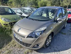 Renault Grand Scénic III dCi 130 FAP Bose Euro 5 7 pl